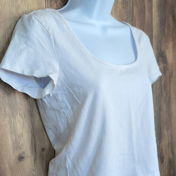 H&M Divided White U Neck Crop Top L          T143 - Picture 2 of 5
